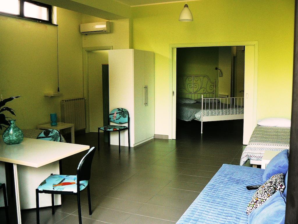 Etna Holiday Home Nicolosi Room photo