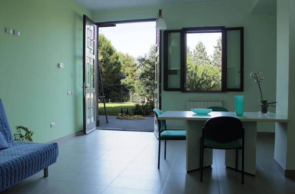 Etna Holiday Home Nicolosi Room photo
